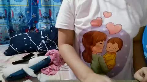 Sweetieeche online show from April 18, 10:50 am