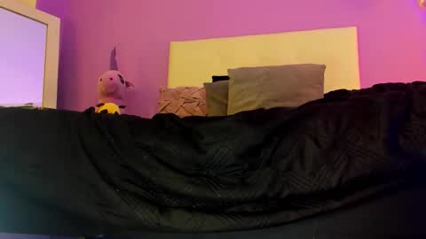 Char 3 online show from October 12, 5:15 pm