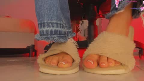 charlotte  grey online show from March 26, 8:14 pm