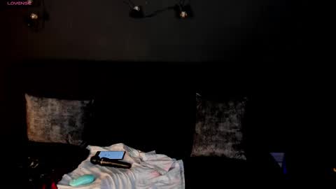 Snapshot of charlotte_brown_1 chatting on February 24, 1:42 pm CHARLOTTE BROWN online show from February 24, 1:42 pm