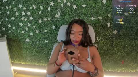 Snapshot of charlotte_brown_1 chatting on September 22, 2:32 pm CHARLOTTE BROWN online show from September 22, 2:32 pm