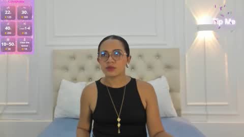 Snapshot of charlotte_dante212 chatting on September 20, 8:34 pm charlottte y dante online show from September 20, 8:34 pm