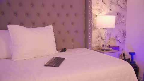 Charlotte online show from February 12, 4:27 am