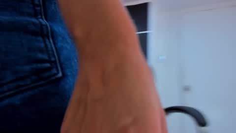 Snapshot of charlotte_icee chatting on October 7, 6:59 pm Charlotte Icee online show from October 7, 6:59 pm