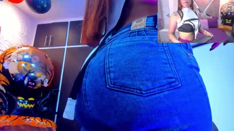 Snapshot of charlotte_icee chatting on October 16, 5:34 pm Charlotte Icee online show from October 16, 5:34 pm