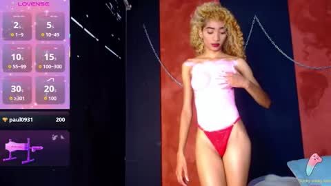 Snapshot of charlotte_love10 chatting on October 2, 12:15 pm CHARLOTTE online show from October 2, 12:15 pm