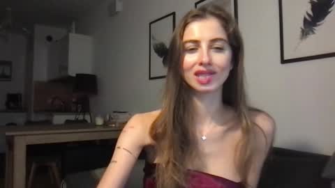 Snapshot of charlotte_roche chatting on September 30, 3:11 pm Charlotte Roche online show from September 30, 3:11 pm