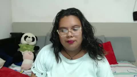 Snapshot of charlotte_rot chatting on October 27, 7:03 pm charlotte_rot online show from October 27, 7:03 pm