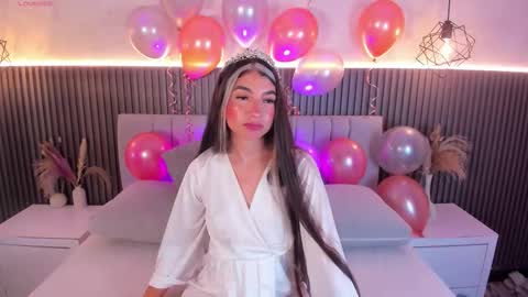 CharlotteBrown online show from January 16, 4:54 am