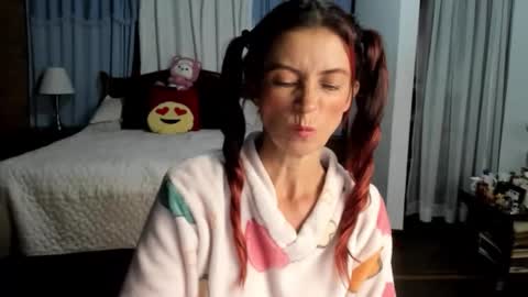 Charlotte online show from February 3, 11:30 pm