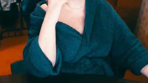 CharlotteXTasty online show from February 25, 8:00 pm