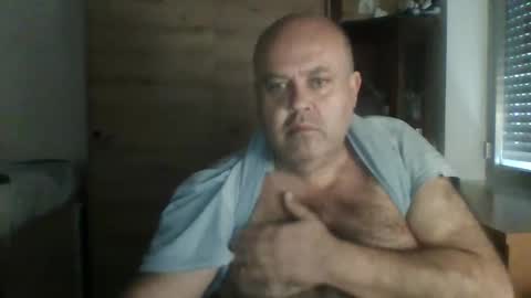 charly online show from October 30, 9:21 am