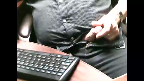 charmeur2672 online show from October 6, 12:34 pm