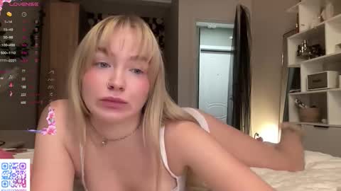 my fansly Charming daisy              My Wishlist  for new toys     online show from November 13, 10:07 am