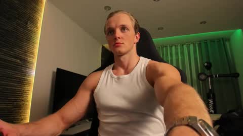 Chase Reed online show from November 23, 7:45 pm