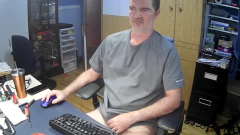 wanaBeYourToy online show from September 29, 7:02 pm