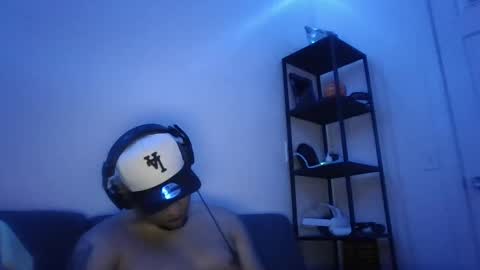 chatbabby69 online show from January 1, 10:32 am