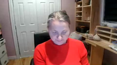 chealsiek online show from December 18, 10:16 pm