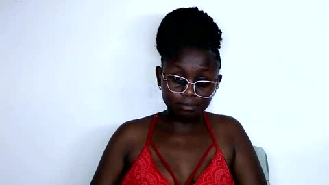 Snapshot of cheeky_charms chatting on October 19, 12:26 am cheeky_charms online show from October 19, 12:26 am