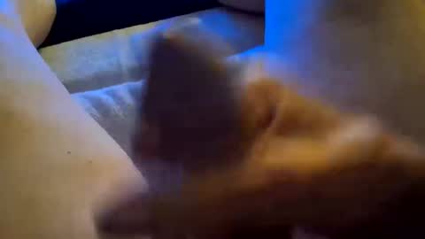 MAX online show from October 11, 8:52 am