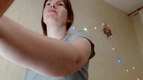 Instagram faroffland online show from March 10, 5:29 pm