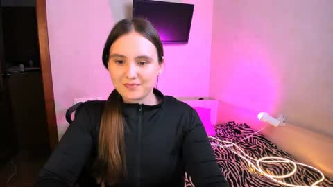 Chelsy  Luxe  online show from July 2, 10:20 am
