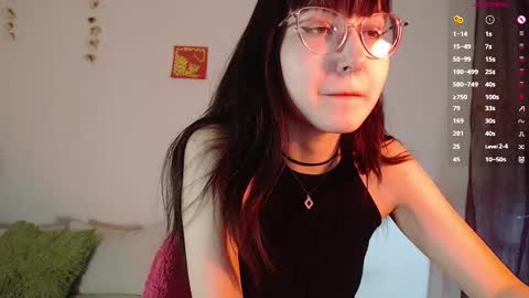 Snapshot of cherry_hazzze chatting on February 23, 3:29 pm Cheryl online show from February 23, 3:29 pm