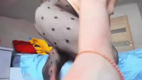 cherry_perry0 online show from February 21, 6:29 am