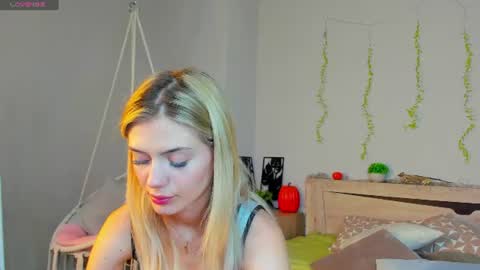 cherry_pr1ce online show from July 8, 12:03 am
