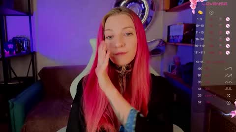 Roxy online show from October 23, 9:15 pm