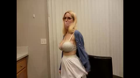 Cherry online show from March 26, 6:30 am