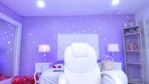 Sussan Cherry  online show from February 15, 1:42 am