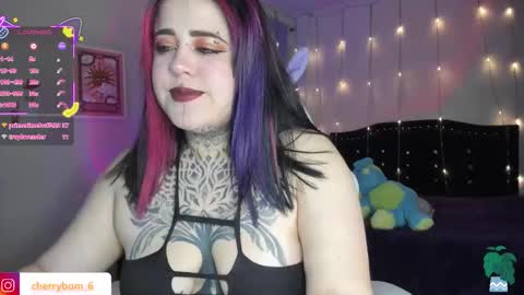  dayis independent model  online show from November 20, 6:34 am