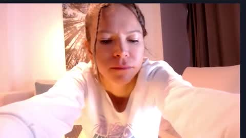 Anna online show from March 24, 11:38 am