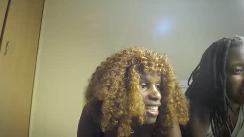 cherrycuddle2 online show from January 6, 6:01 pm