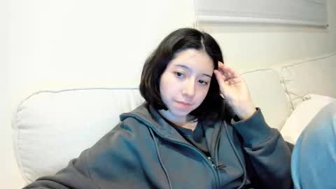 cherrycute666 online show from December 19, 12:39 am