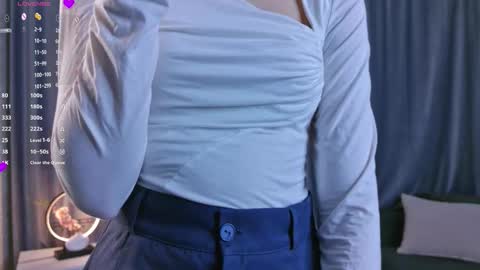 Loise online show from March 24, 5:19 pm