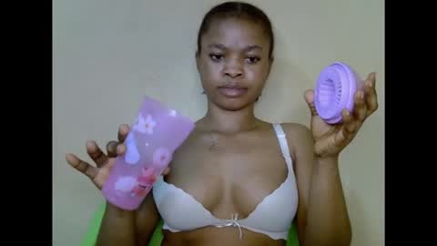 cherryxpussy online show from September 24, 10:49 pm