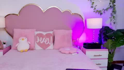 CherylandToni  online show from February 12, 6:06 am