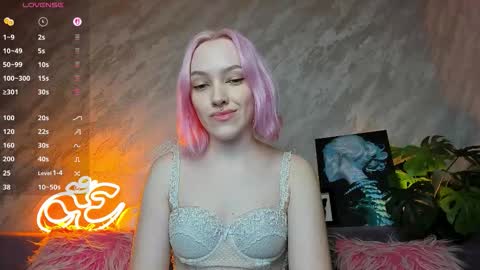 Cheryl online show from March 23, 11:32 pm