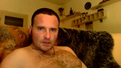 cheryloverboy online show from December 4, 11:37 pm