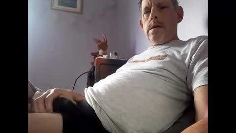 Snapshot of chevy69 chatting on October 16, 8:03 am chevy69 online show from October 16, 8:03 am