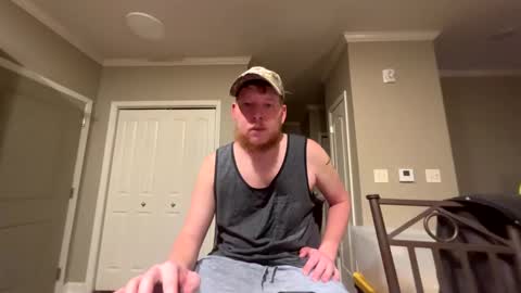 chevycamaro1978 online show from February 13, 5:05 am