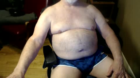 Snapshot of chgodad chatting on February 11, 12:59 am chgodad online show from February 11, 12:59 am