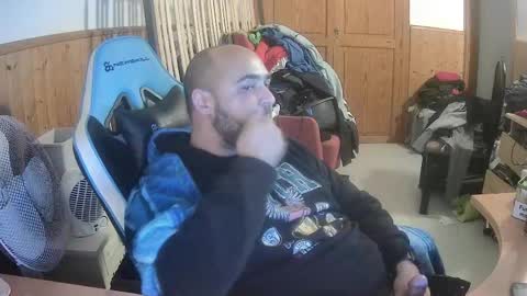 chicomallorca96 online show from February 20, 5:20 pm