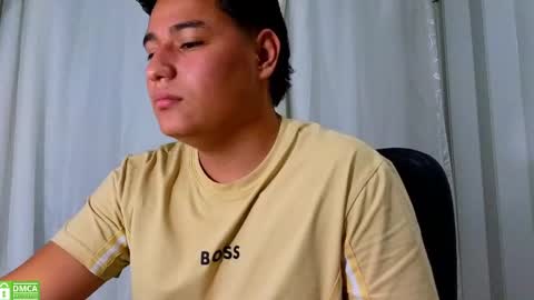 chiinesse_latino15 online show from September 17, 4:38 am