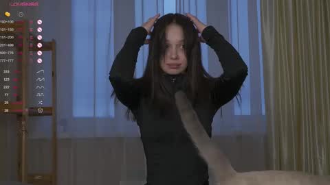 Nicole online show from November 10, 5:10 am