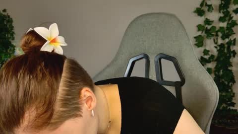 Bella online show from April 5, 9:39 am