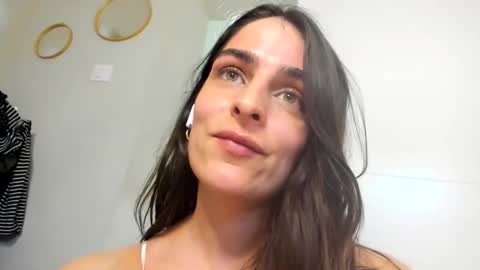 yoursensualparadise online show from February 3, 5:17 pm