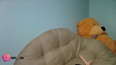 Snapshot of chloe_maia1 chatting on January 17, 1:47 am AMY online show from January 17, 1:47 am